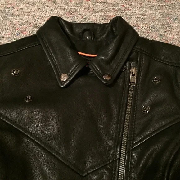 Motorcycle Jacket - Picture 3 of 9